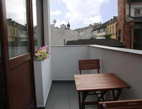 Aparthotel Old City Cracovie Chambre photo