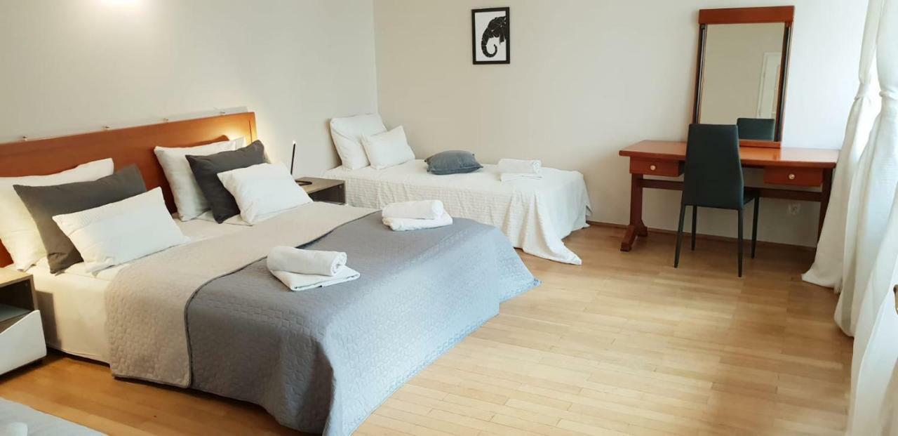 Aparthotel Old City Cracovie Extérieur photo