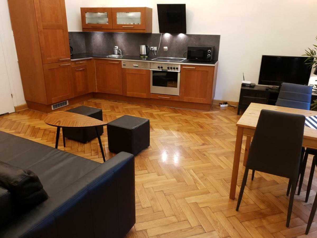 Aparthotel Old City Cracovie Extérieur photo